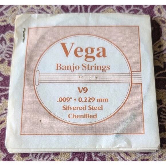 Vega Banjo Strings Set of 6 Silvered Steel Chenilled NOS - Picture 1 of 7